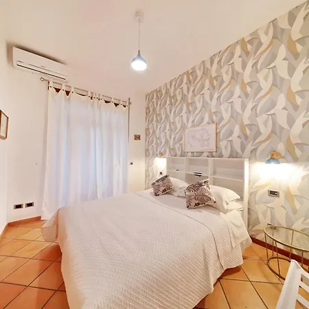 Domus Mariposa-2